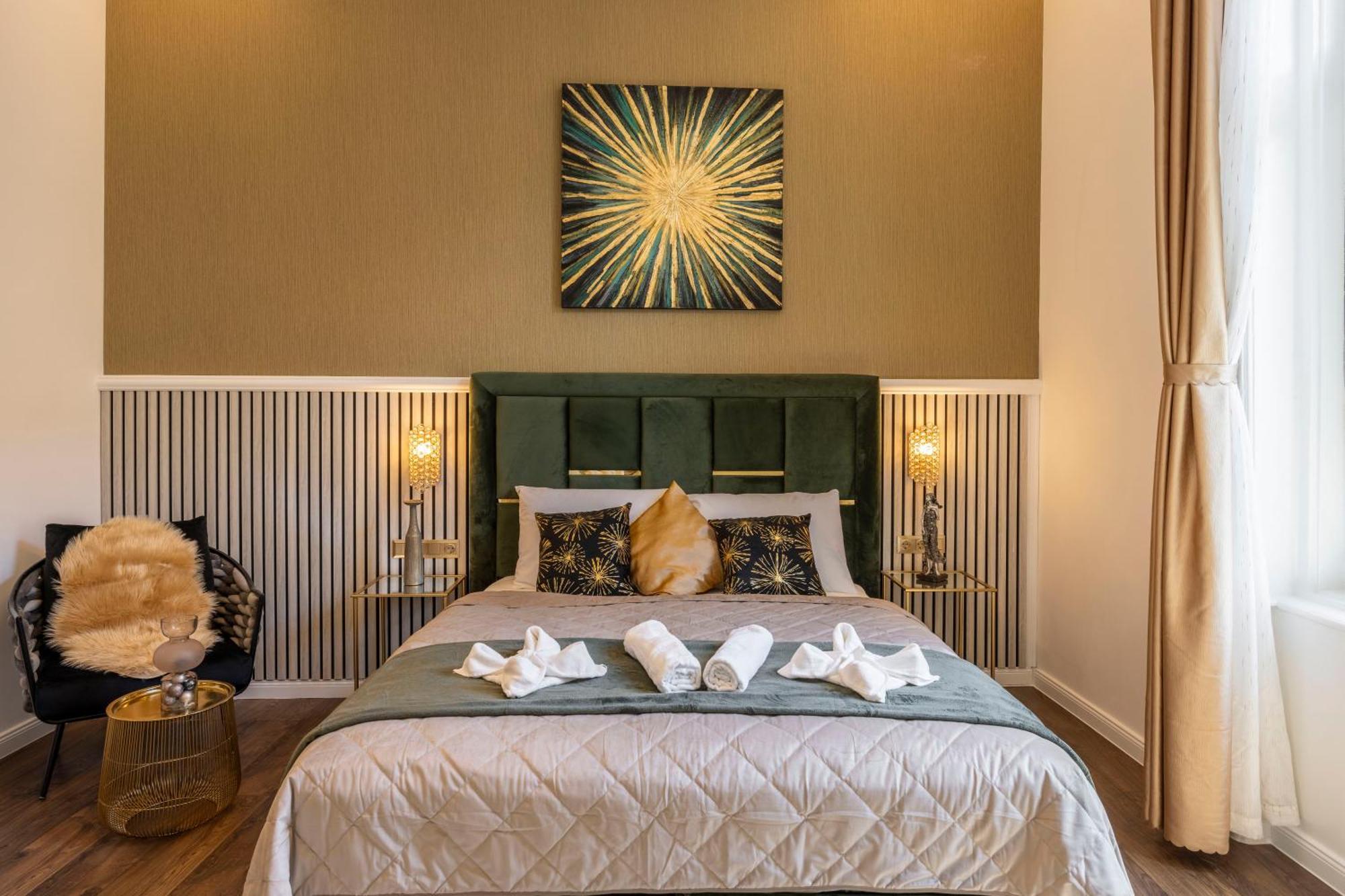 High-End Luxurious Quentin Residence In The Heart Of Budapest — Photos 3